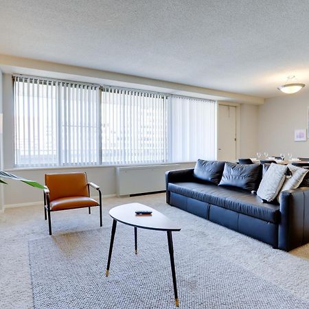 Beautiful 2Br Apartment At Crystal City With Gym Arlington Kültér fotó