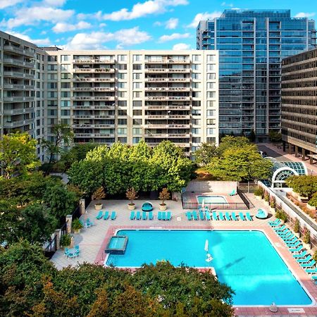 Beautiful 2Br Apartment At Crystal City With Gym Arlington Kültér fotó