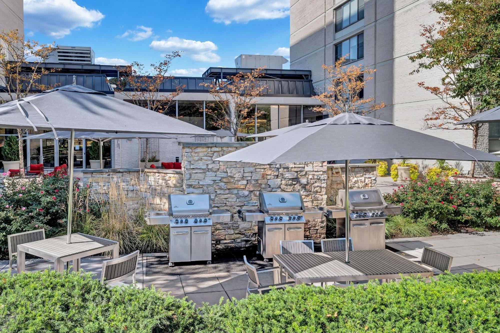 Beautiful 2Br Apartment At Crystal City With Gym Arlington Kültér fotó