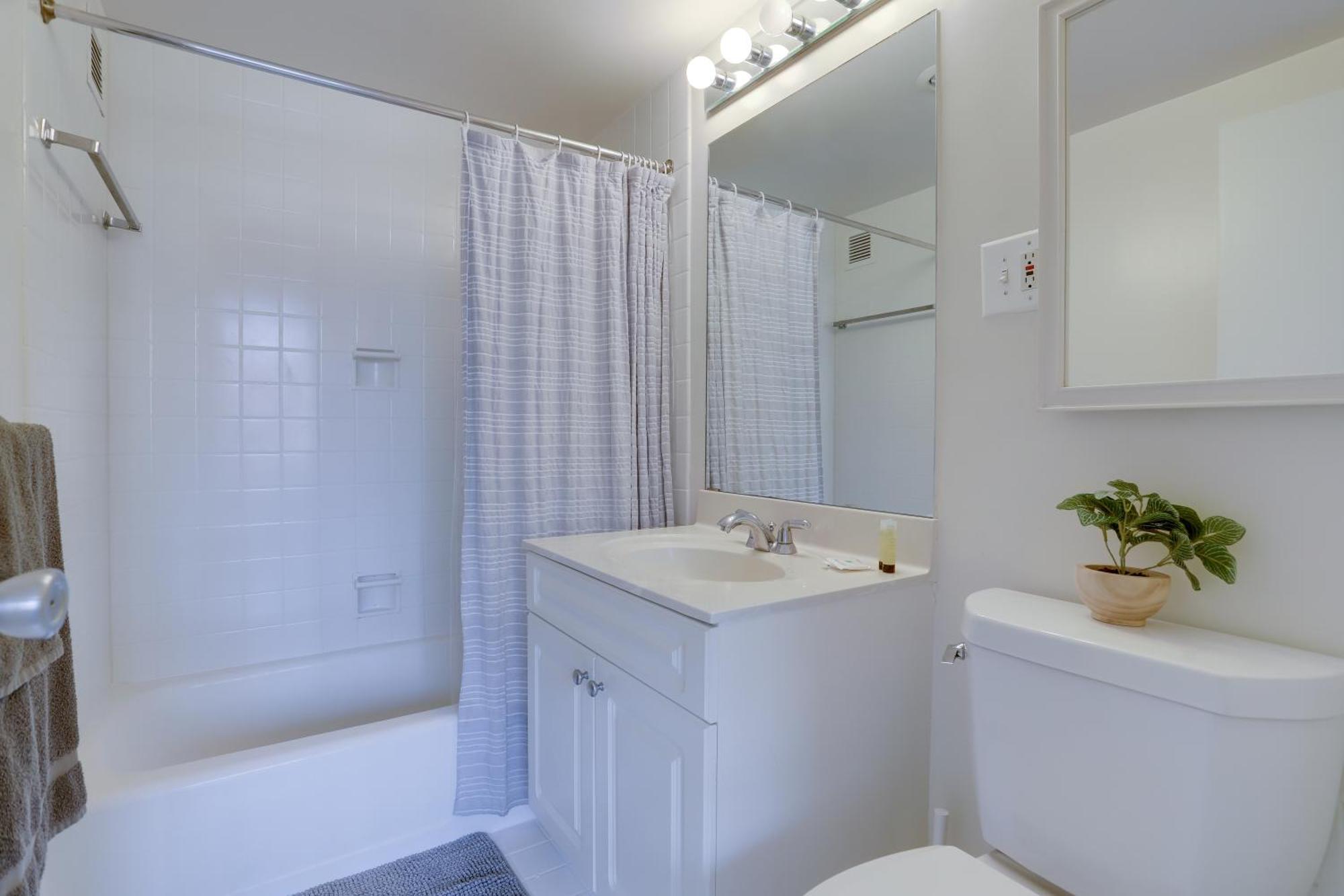 Beautiful 2Br Apartment At Crystal City With Gym Arlington Kültér fotó